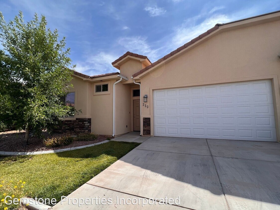 253 N 2530 W, Hurricane, UT 84737 House Rental in Hurricane, UT