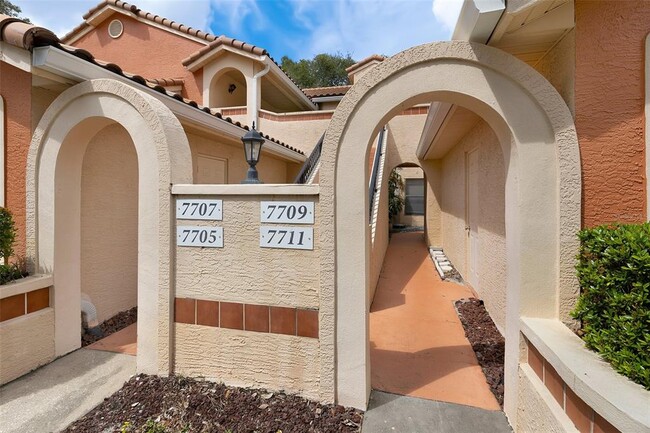 Building Photo - 7711 Sugar Bend Dr