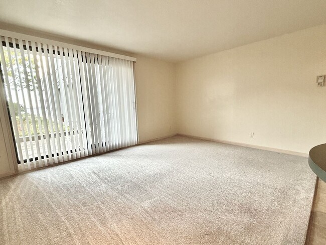 Building Photo - LIVE AT THE RESORT - Upgraded 1 Bedroom Co...