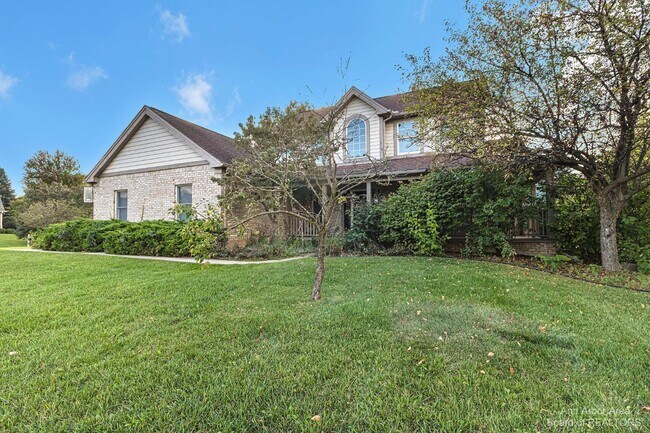 Foto del edificio - 4870 Lytham Ln