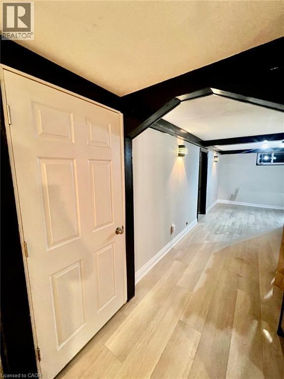 Building Photo - 10 Rose Crescent