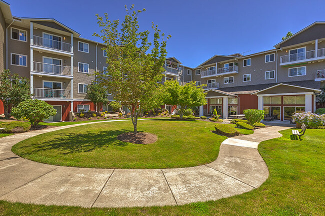 Beautiful Landscaping - VINTAGE AT HOLLY VILLAGE SENIORS