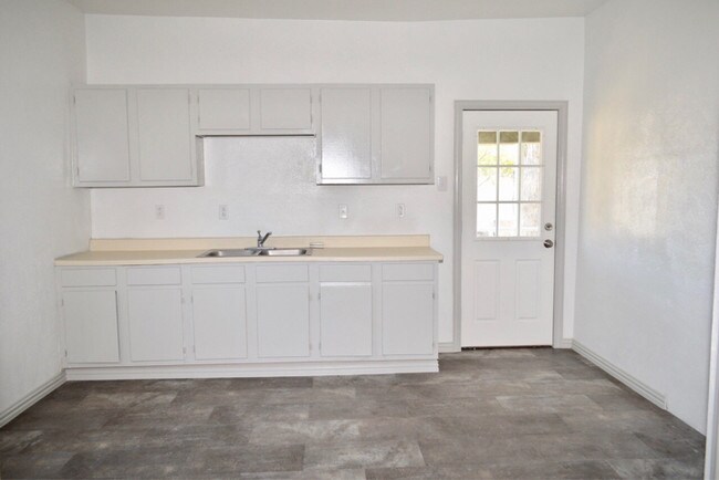 Foto del edificio - 403 N Catherine St