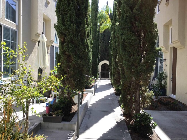 Foto del edificio - 3748 Mykonos Ln