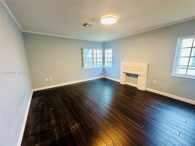 Photo - 600 Euclid Ave Apartment