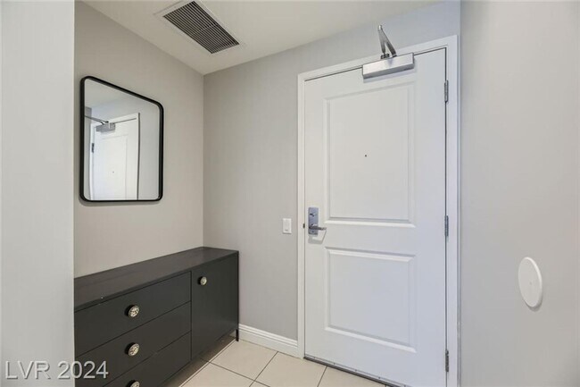 Building Photo - Stunningly Remodeled Studio High-Rise Unit...