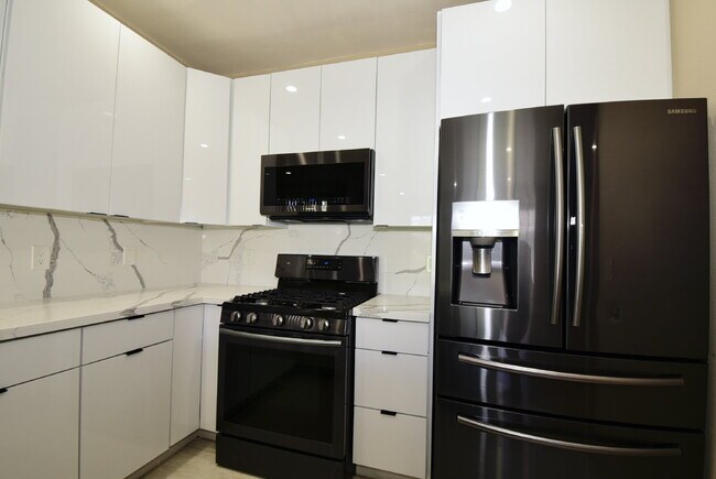 Foto del edificio - SPECIOUS 2 BED 2 BATH CONDO WITH ATTACHED CAR GRAGAE AT VISTANA