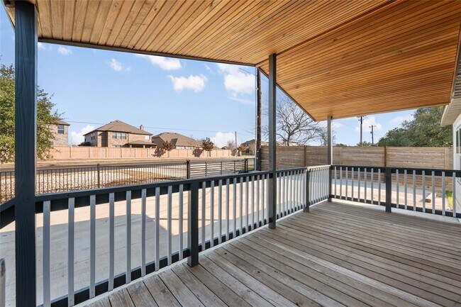 Foto del edificio - 624 S Old Stagecoach Rd