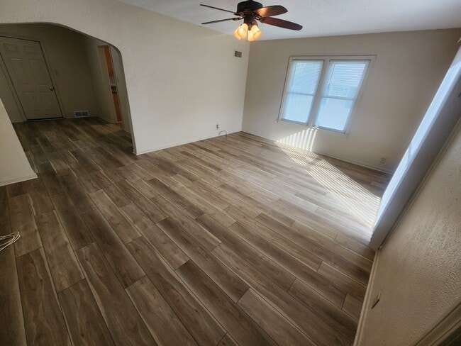 Foto del edificio - 728 Concord Ave