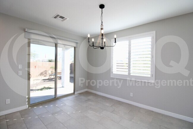 Foto del edificio - 14376 W Swayback Pass