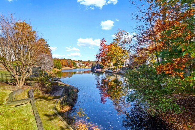 Building Photo - 445 Water Shadow Ln