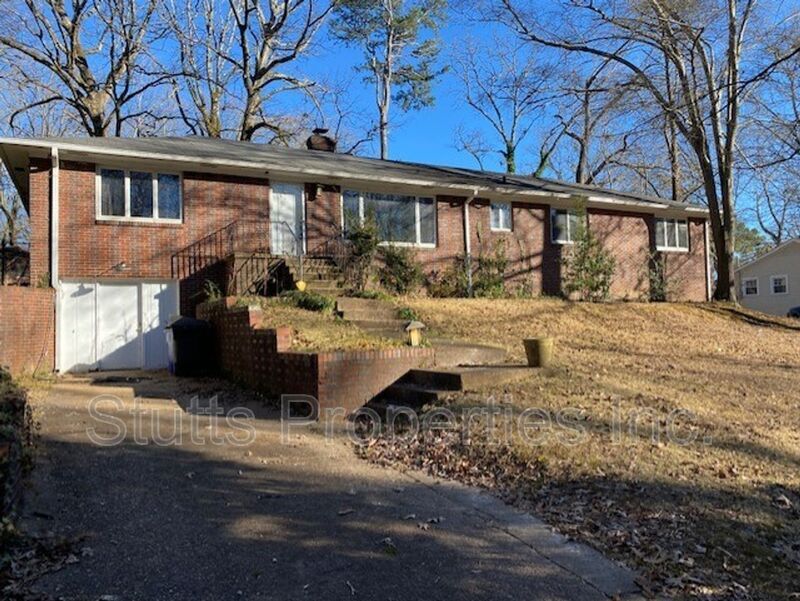 1038 Stewart Ave, Florence, AL 35630 House Rental in Florence, AL