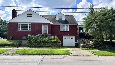 Building Photo - 800 Welty St
