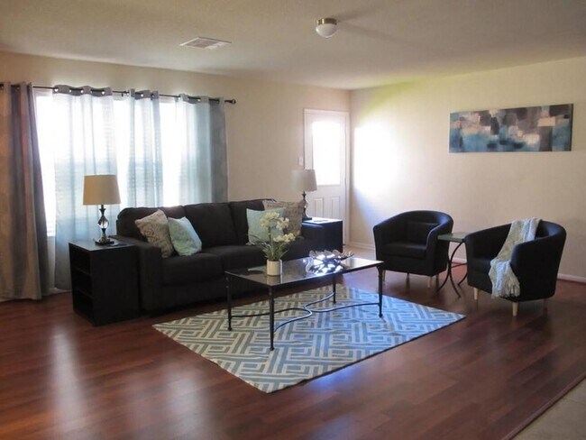 Foto del edificio - 3006 Thicket Path Way