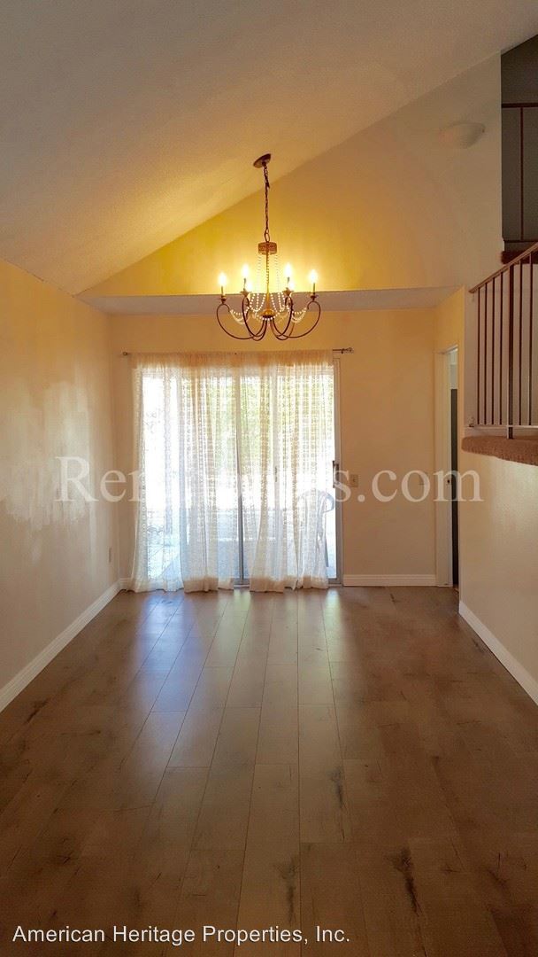 Foto del edificio - 6 br, 3 bath House - 11526 Almazon Street