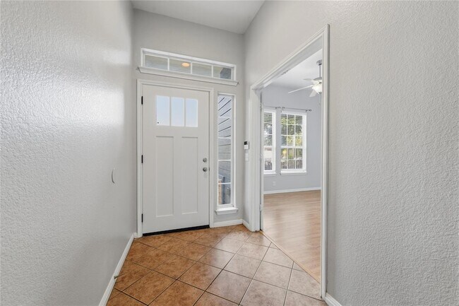 Foto del edificio - 5102 Caswell Ave