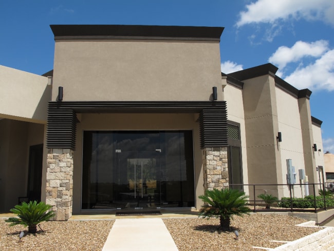 Foto del edificio - 6201 Grissom Rd