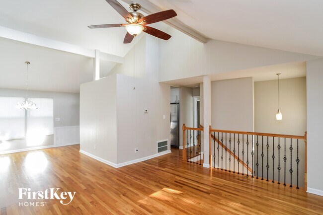 Foto del edificio - 8500 Park Vista Cir