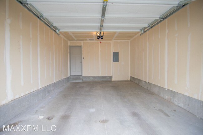 Foto del edificio - 3 br, 2.5 bath House - 14348 Cobden Ct