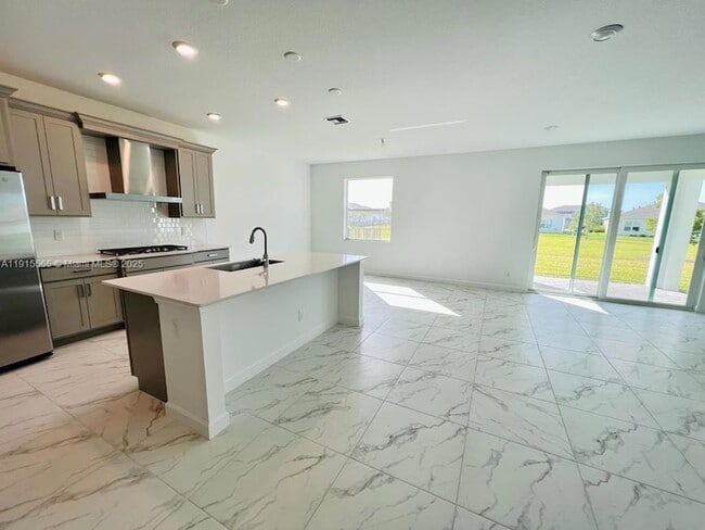 Building Photo - 1079 Haywagon Trl