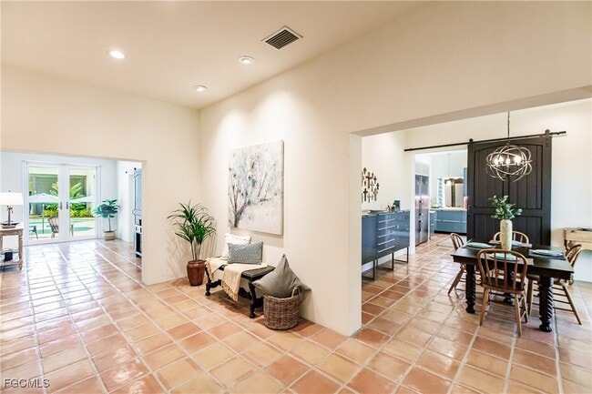 Building Photo - 1291 Caloosa Dr