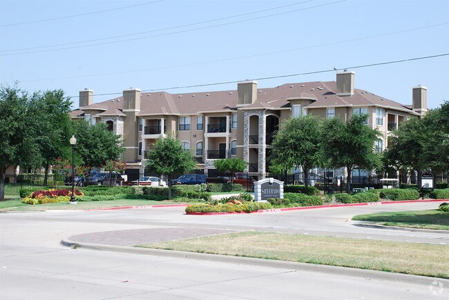 Silverado Apartaments - Silverado Apartments