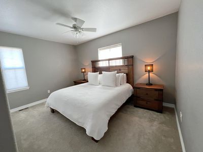 Foto del edificio - 3884 Taft Ct