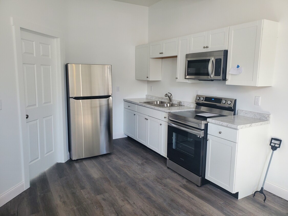 Foto principal - 308 Hill St