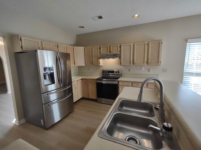 Building Photo - Beautiful, Pristine Home located in McDowe...