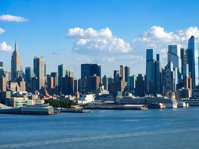 Foto del edificio - 7000 JFK Blvd E