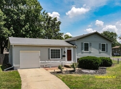 Building Photo - 3-bedroom split level  #9301