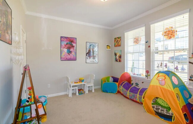 Foto del edificio - 1106 Bromby Ave