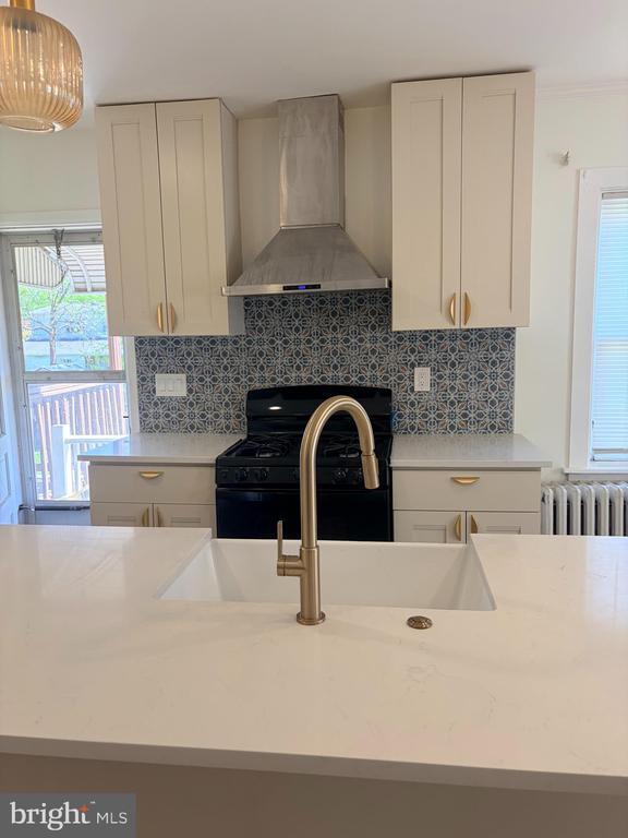 Foto del edificio - 60 W Broadway Ave