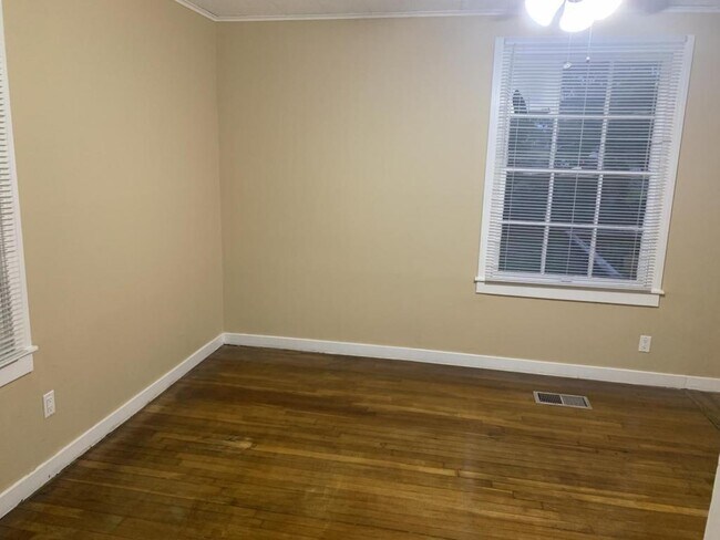Foto del edificio - 2119 Jean St