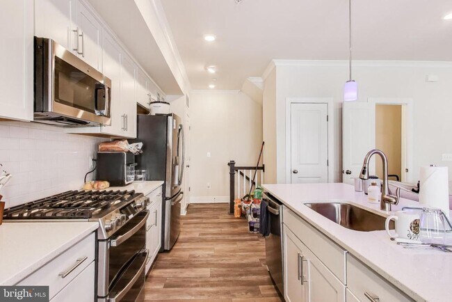 Building Photo - 15547 Smoke Box Way