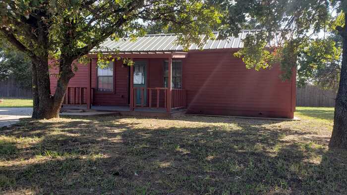 Primary Photo - 134 Private Rd 3228