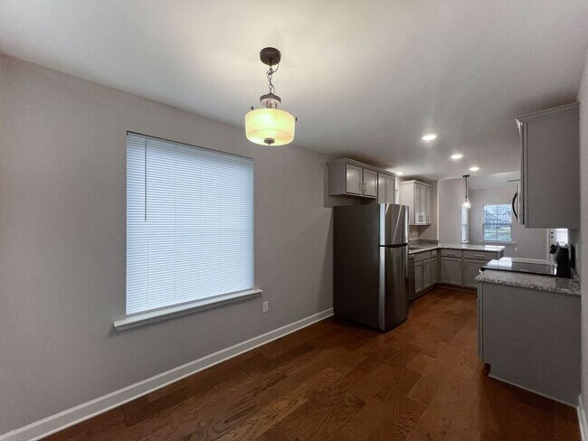 Foto del edificio - 4886 Reunion Bnd