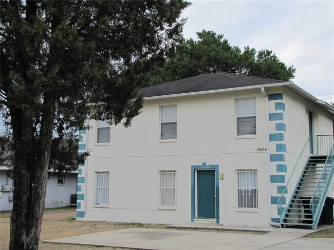 Foto del edificio - 3404 N Garrison St
