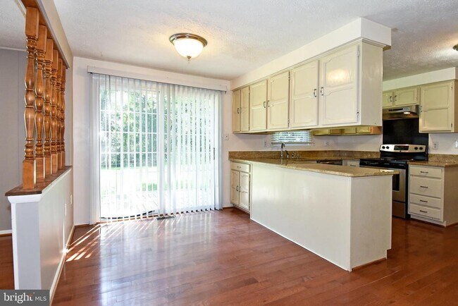 Building Photo - 2364 Ironwood Dr