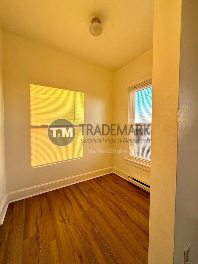 Foto del edificio - 137 S 2nd St