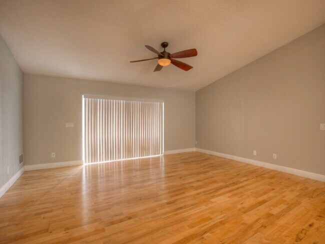 Building Photo - 11825 Colyar Ln