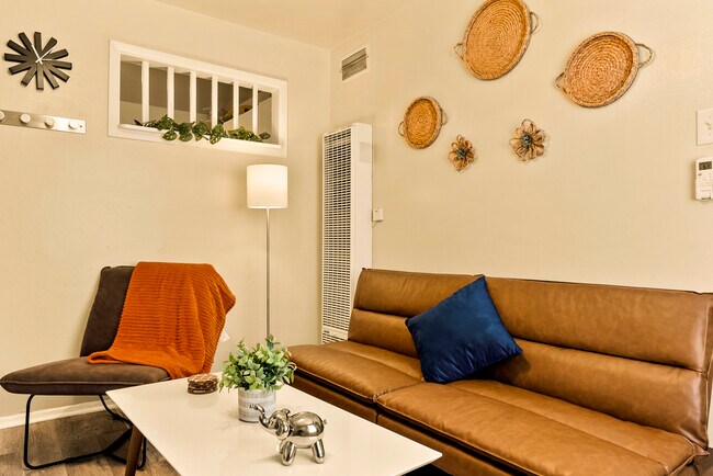 Foto del edificio - The Cozy Nest Apartments
