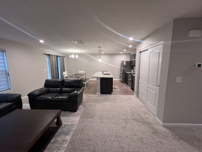 Foto del edificio - 1258 Slate Ct