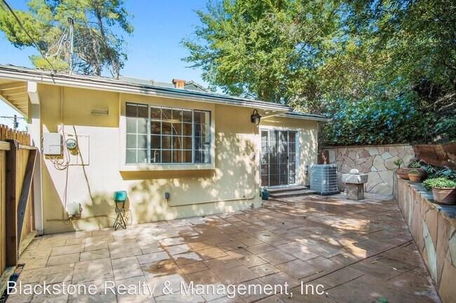 Building Photo - 2 br, 2 bath House - 12394 Laurel Terrace Dr.