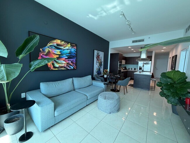 Foto del edificio - 7930 East Dr