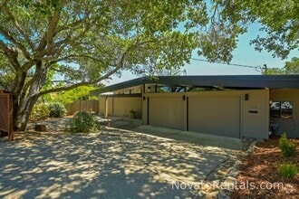 Building Photo - 748 Beechnut Ct