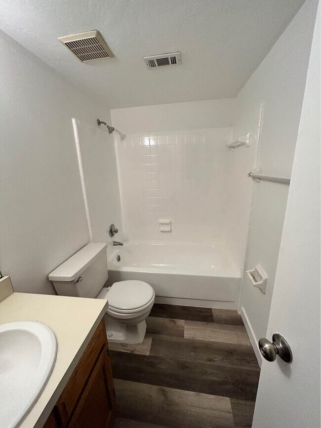 Foto del edificio - 7200 SW 8th Ave