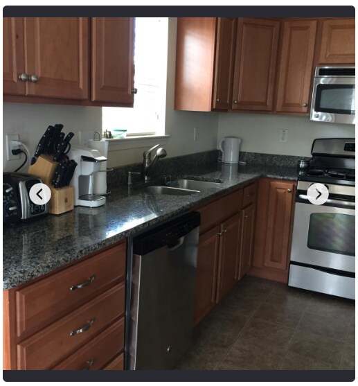 Primary Photo - 420 Brigantine Ct