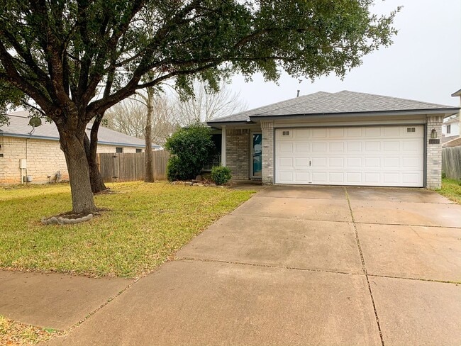 Building Photo - Great Cedar Park Home - Come See TODAY!