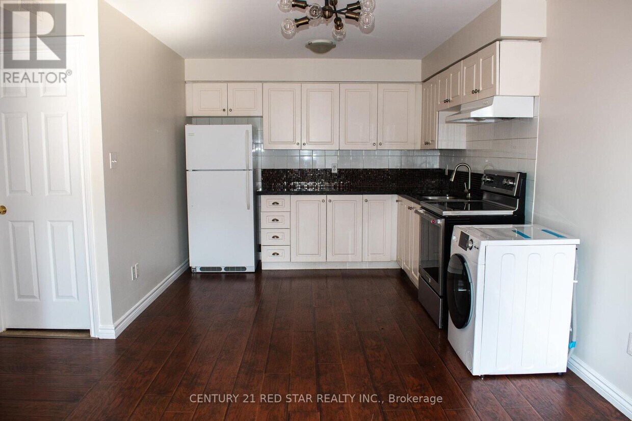 Photo principale - 28-228 Victoria Ave N